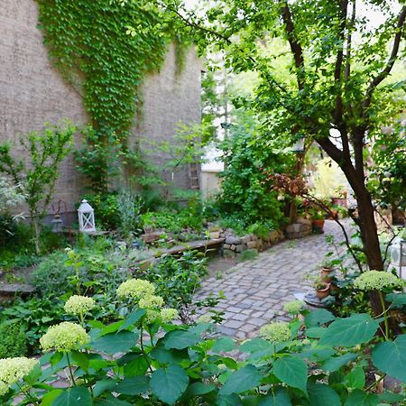 Room In Berlin City Center ภายนอก รูปภาพ