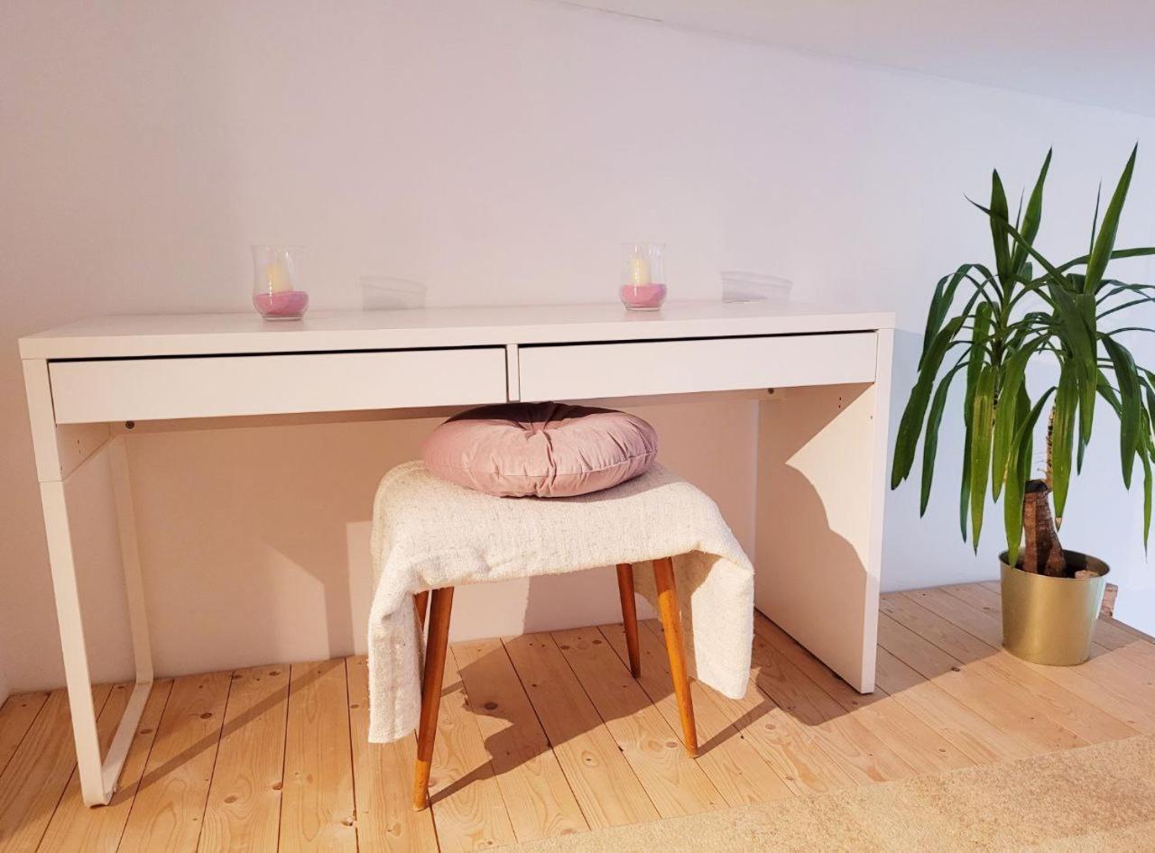 Room In Berlin City Center ภายนอก รูปภาพ